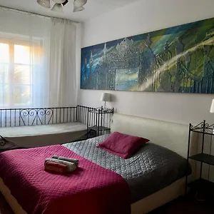 Beautiful And Charming In The Heart Of The Old Town Apartament Warszawa