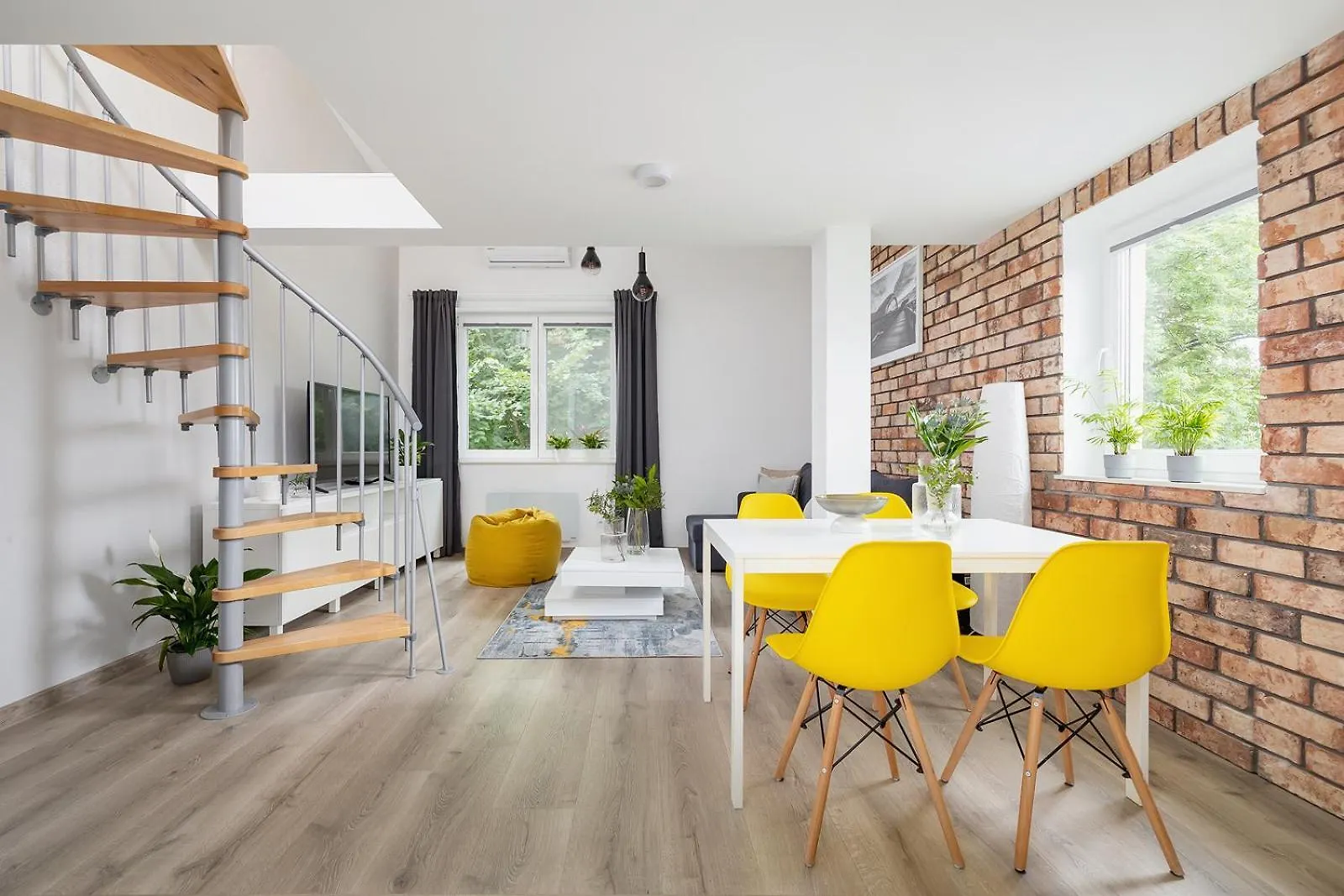 Studio Apartment With An Ac - Dluga 52 Street Krakow